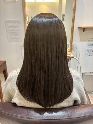 セミロング カラー RISE SWELL momoneのヘアスタイル