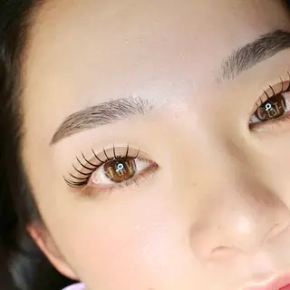 マツエク・マツパ C'EST LA VIE所属・【セラヴィ】 小原菜々子の眉毛・アイブロウイメージ