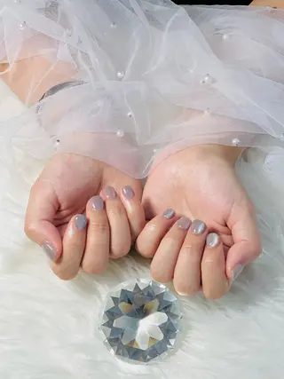 ネイル y 💅のネイルデザイン