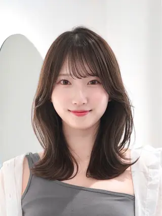 ミディアム unami shibuya所属・ren ボブロブ/ミディアムのヘアスタイル