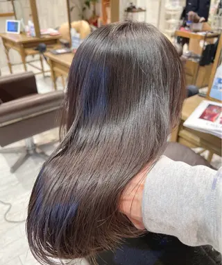 セミロング ハイレイヤー/顔周り /レイヤーカットのヘアスタイル