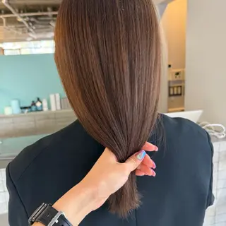 セミロング カラー cipre シンモン チナリのヘアスタイル