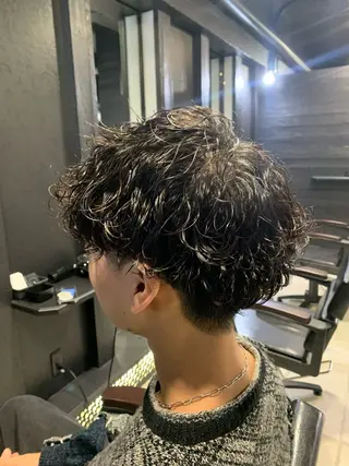 ミディアム メンズ メンズパーマ/難波/ 心斎橋　室園亮佑のヘアスタイル