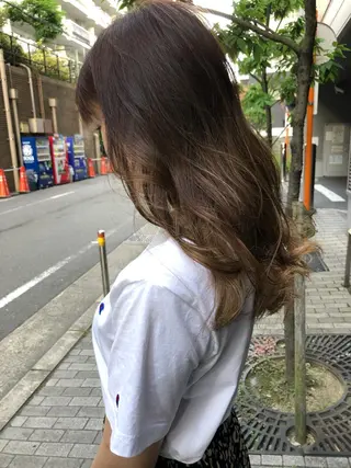 セミロング カラー 髪質改善 中川　翔のヘアスタイル