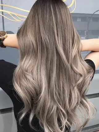 ロング カラー ヘアアレンジ Device ディバイスのヘアスタイル