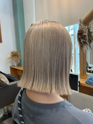 ミディアム na tsukiのヘアスタイル