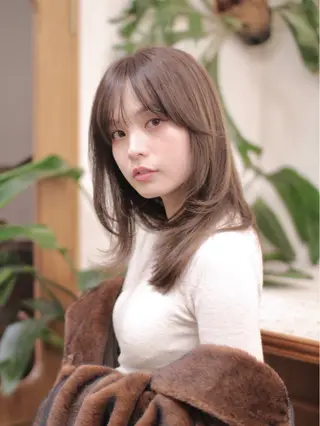 セミロング カラー 木村陸弥 似合わせ 透明感カラー🌿のヘアスタイル