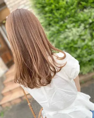 ロング カラー 荒木 ひろかのヘアスタイル