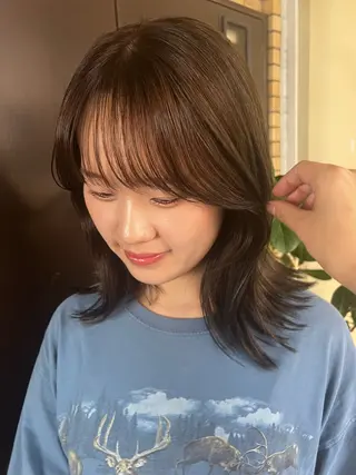 ミディアム カラー 南部 綾音のヘアスタイル