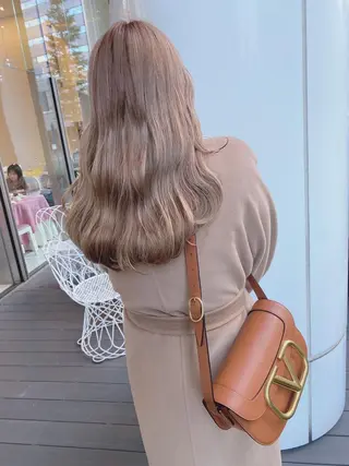 ロング カラー Lolonois梅田 スタッフのヘアスタイル
