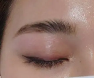 アイブロウ solarain　ソーラレイン所属・SOLARAIN　 lash&browのマツエク・マツパデザイン