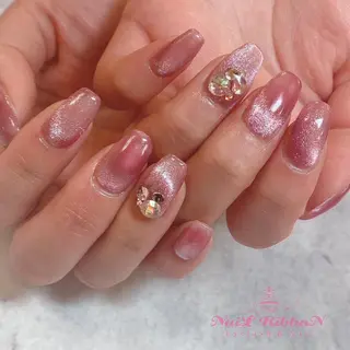 ネイル ネイルリボン 受付スタッフのネイルデザイン