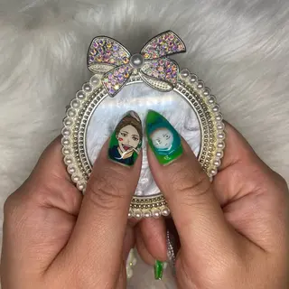 ネイル R nailのネイルデザイン