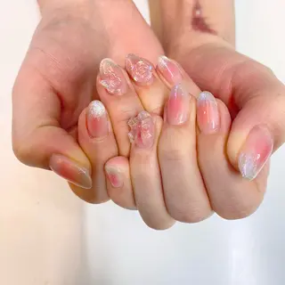 ネイル Kira-ra所属・Kira-ra💎 KIRARIのネイルデザイン