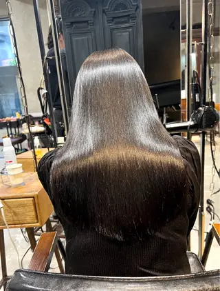 ロング カラー ヘアアレンジ 透明感/艶髪矯正 🪐takushiのヘアスタイル