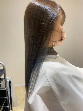 セミロング 🦋髪質改善🦋 眞井琴美のヘアスタイル
