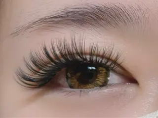 マツエク・マツパ オーロラ所属・AURORA RINAのマツエク・マツパデザイン