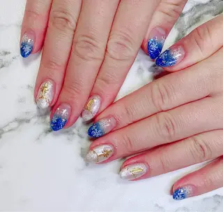 ロング カラー ネイル Q Free nailsのネイルデザイン