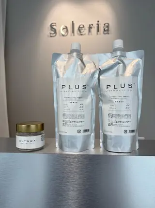 ロング カラー Soleria所属・艶髪/酸性ストレート 根本零のヘアスタイル