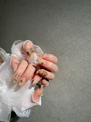 ネイル I-nailロング /ワンホン/キラキラのネイルデザイン