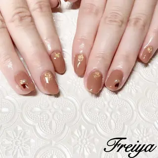 ネイル FREIYA所属・FREIYA マツエク、ネイルのマツエク・マツパデザイン