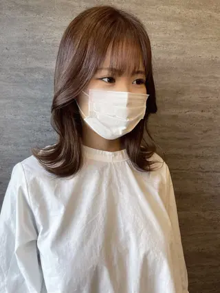 セミロング JIEN MIUのヘアスタイル