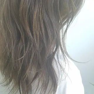 カラー ミディアム iplus まつげ、眉毛、耳つぼのマツエク・マツパデザイン