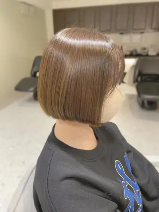 ショート カラー 中津/梅田/波巻き /髪質改善/愛芽のヘアスタイル
