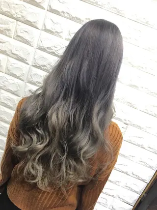 ロング カラー IwAsh大和駅前店所属・IwAsh大和駅前店 河野亜里香のヘアスタイル