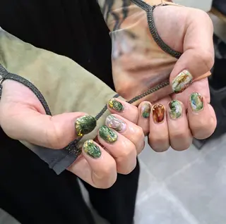 ネイル nailstudio eviz新宿店のネイルデザイン