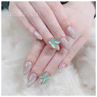 ネイル ＶＩＶＩ nailsalonのネイルデザイン
