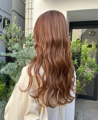 ロング カラー 艶ハイトーン/ 輝保🤍✨のヘアスタイル