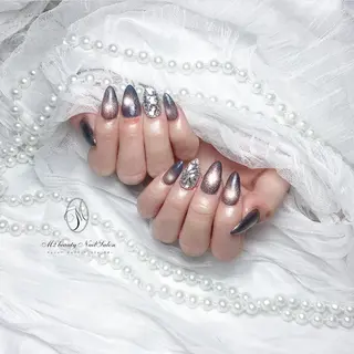 ネイル M2 beauty Nankaのネイルデザイン