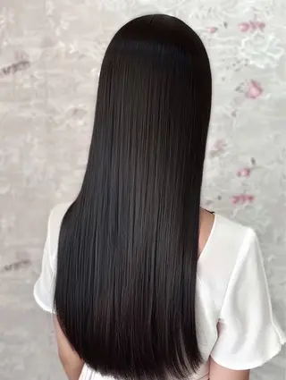 ロング 盛れる顔まわり🎀 縮毛矯正💐羽村勇樹のヘアスタイル