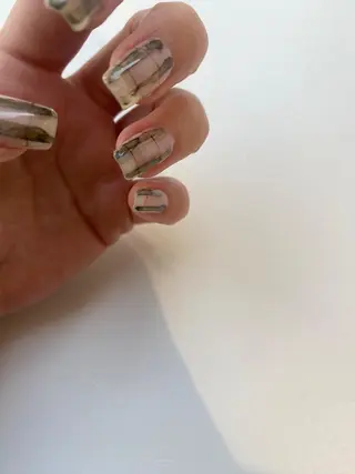 ネイル NINEnami ニュアンスネイルのネイルデザイン