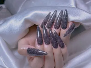 ネイル M2ネイルサロン【長さ出し&フィルイン導入店】所属・長さ出し専門店 RIRIのネイルデザイン