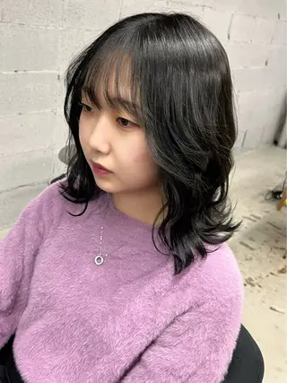 ミディアム col sapporo所属・あざと可愛い💓 盛れる顔まわり/uiのヘアスタイル