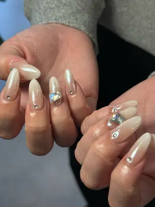 ネイル neouv所属・NEOUV_ mikuのネイルデザイン