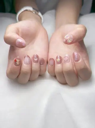 ネイル うにゃねいる🌷 Mayaのネイルデザイン