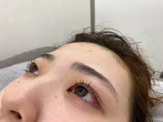 アイブロウ 尻池 愛香のマツエク・マツパデザイン