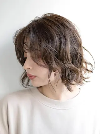 ミディアム カラー パーマ hair＆life 9’sのヘアスタイル