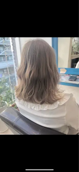 ミディアム カラー nakahara madokaのヘアスタイル