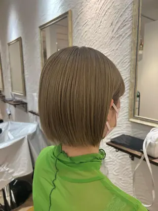 ショート カラー 🥀韓国ヘア🥀 宮津真菜のヘアスタイル