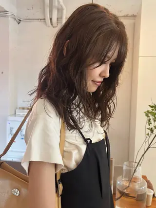 セミロング 🍑透明感hair ・NENE🍑のヘアスタイル