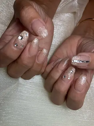 ネイル PEACE minariのネイルデザイン