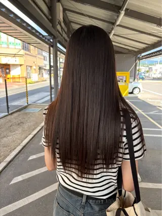 ミディアム 宮田 桃奈のヘアスタイル