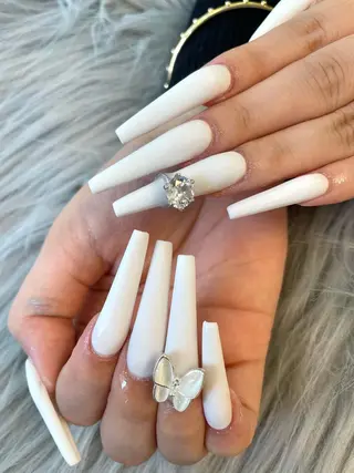 ネイル MADIA所属・MADIA SHIANのネイルデザイン