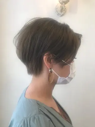 ショート カラー パーマ ヘアアレンジ アイブロウ 隠れ家サロンso you所属・yukimi .のヘアスタイル