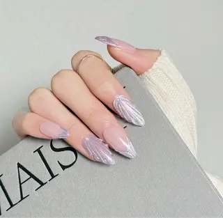 ネイル Lynn_ Nailのネイルデザイン