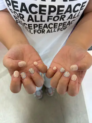 ネイル whitepaper 🎀airiのネイルデザイン